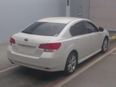 Subaru LEGACY B4