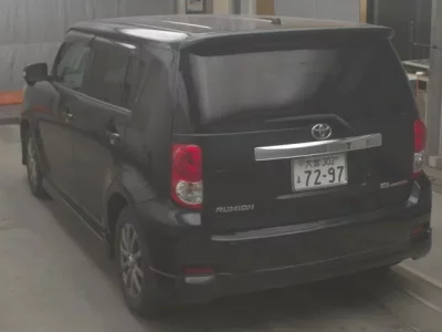 Toyota COROLLA RUMION