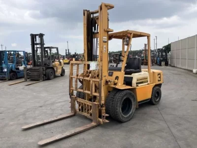 KOMATSU FORKLIFT
