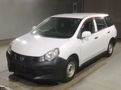 Nissan AD