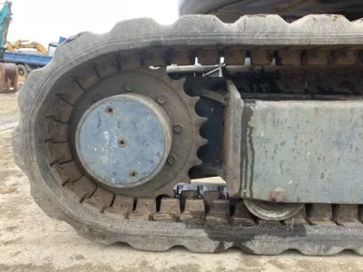 KOMATSU PC30FR-2