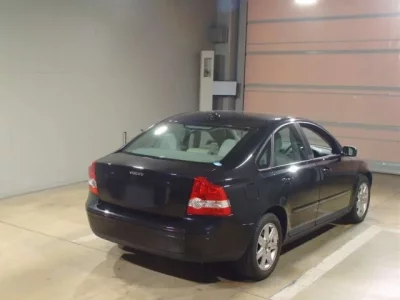 Volvo S40