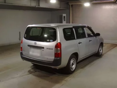 Toyota SUCCEED