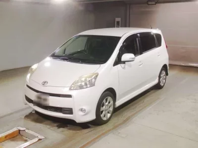 Toyota PASSO SETTE