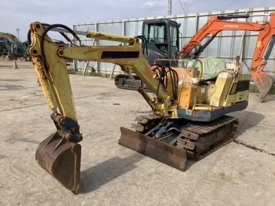 KOMATSU PC05