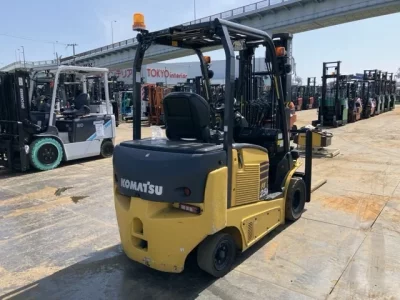 KOMATSU FORKLIFT