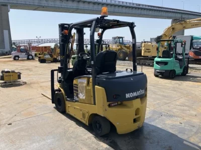 KOMATSU FORKLIFT