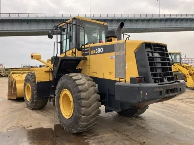 KOMATSU WA380-6