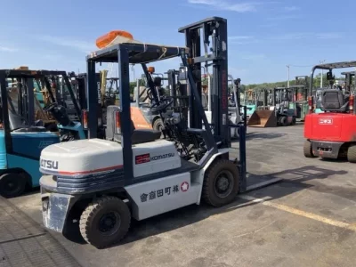 KOMATSU FORKLIFT