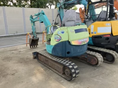 YANMAR VIO20-3