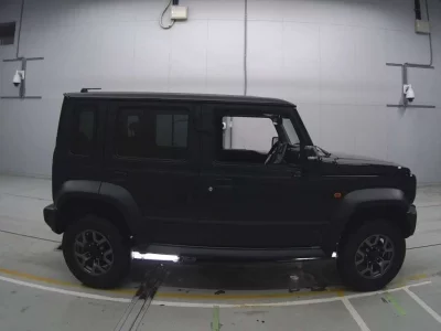 Suzuki JIMNY NOMADE