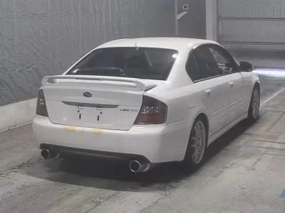 Subaru LEGACY B4