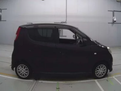 Suzuki MRWAGON