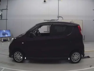 Suzuki MRWAGON