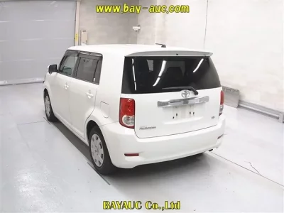 Toyota COROLLA RUMION