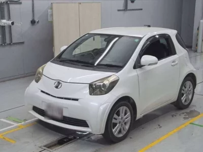 Toyota IQ