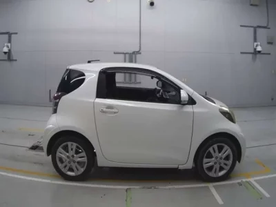 Toyota IQ