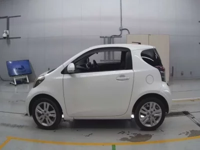 Toyota IQ