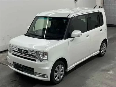 Toyota PIXIS SPACE
