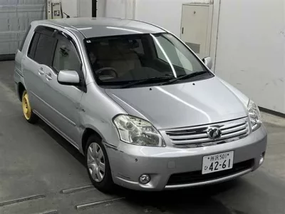 Toyota RAUM