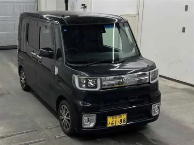 Toyota PIXIS MEGA