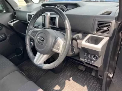 Toyota PIXIS MEGA