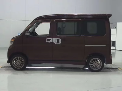 Daihatsu Atrai Wagon