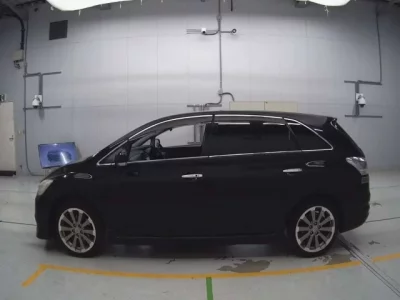 Toyota MARK X ZIO