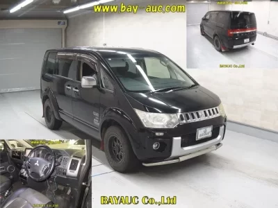 Mitsubishi DELICA D5