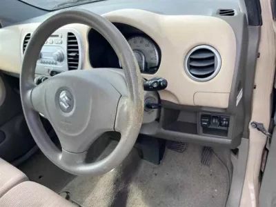 Suzuki MRWAGON