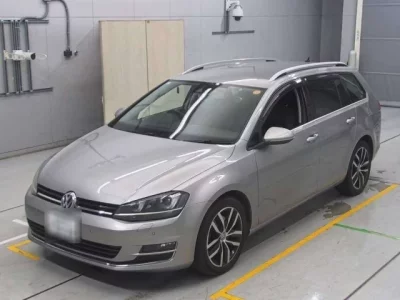Volkswagen GOLF VARIANT
