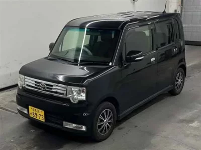 Toyota PIXIS SPACE