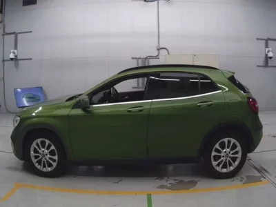 Mercedes-Benz GLA CLASS