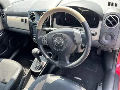 Mazda VERISA