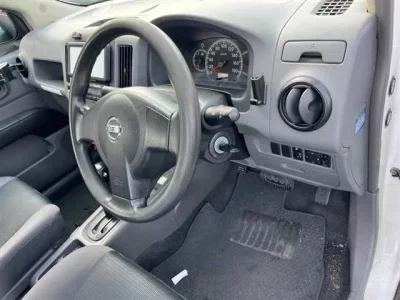 Nissan AD