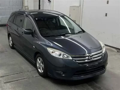 Nissan LAFESTA