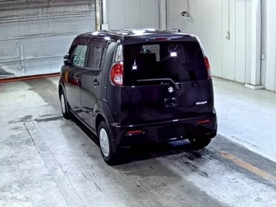 Suzuki MRWAGON