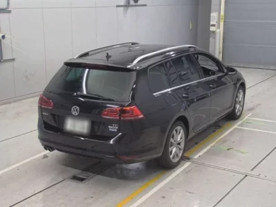 Volkswagen GOLF VARIANT