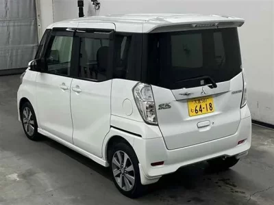Mitsubishi EK SPACE