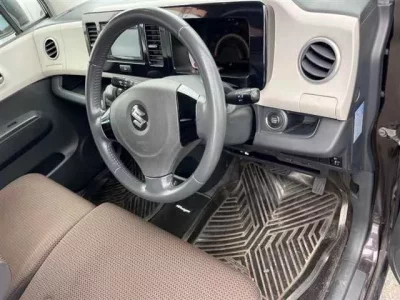 Suzuki MRWAGON