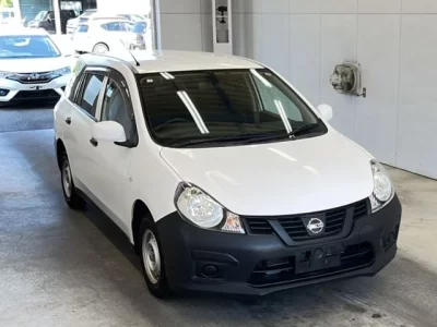 Nissan AD