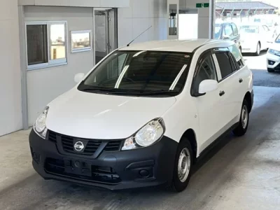 Nissan AD