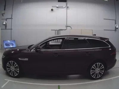 Jaguar XF SERIES