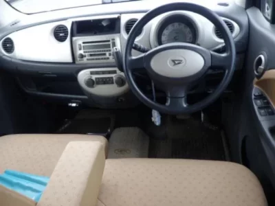 Daihatsu MOVE LATTE