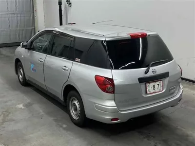 Nissan AD