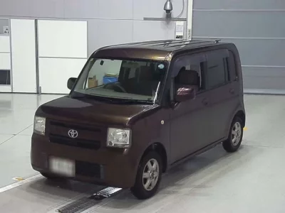 Toyota PIXIS SPACE