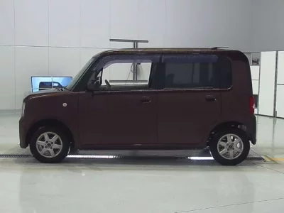 Toyota PIXIS SPACE