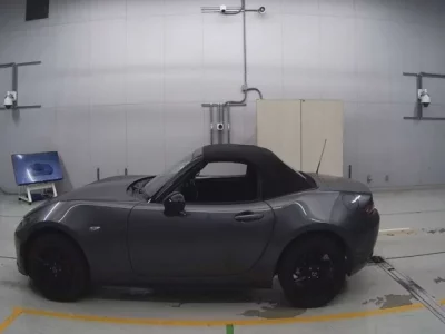 Mazda ROADSTER