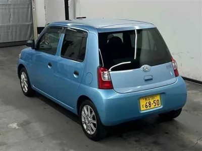 Daihatsu Esse