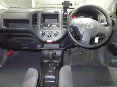 Nissan AD